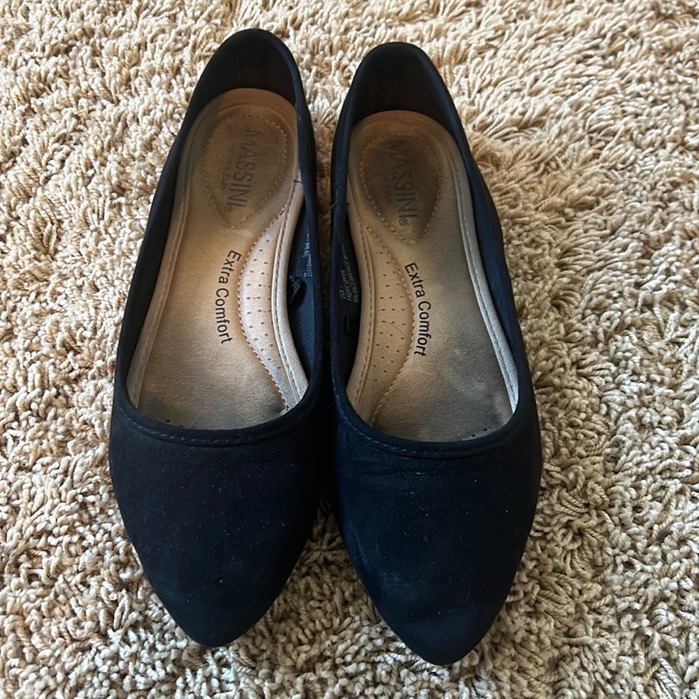 Black flats